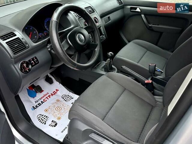 Сірий Фольксваген Туран, об'ємом двигуна 1.9 л та пробігом 264 тис. км за 5400 $, фото 30 на Automoto.ua