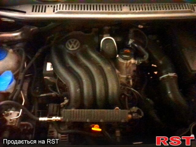 Серый Фольксваген Туран, объемом двигателя 2 л и пробегом 231 тыс. км за 7500 $, фото 6 на Automoto.ua