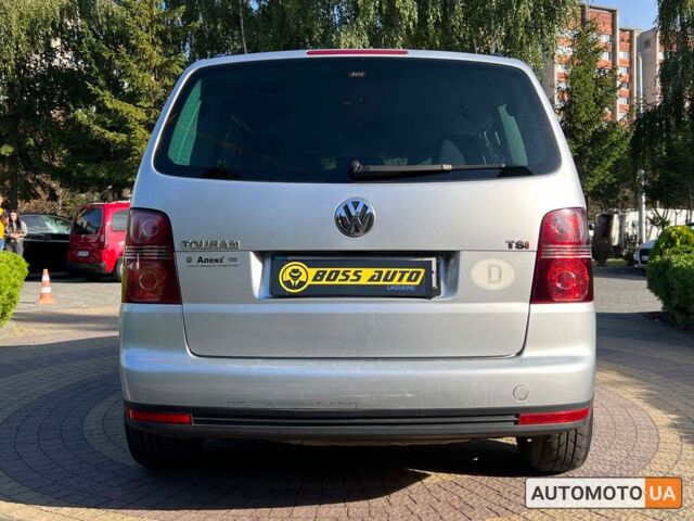 Серый Фольксваген Туран, объемом двигателя 1.4 л и пробегом 164 тыс. км за 5999 $, фото 5 на Automoto.ua