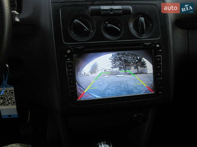 Серый Фольксваген Туран, объемом двигателя 1.6 л и пробегом 230 тыс. км за 6500 $, фото 27 на Automoto.ua