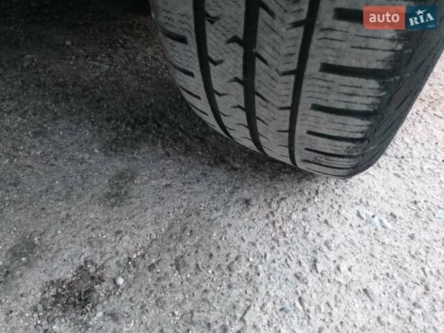 Серый Фольксваген Туран, объемом двигателя 1.6 л и пробегом 215 тыс. км за 5900 $, фото 29 на Automoto.ua