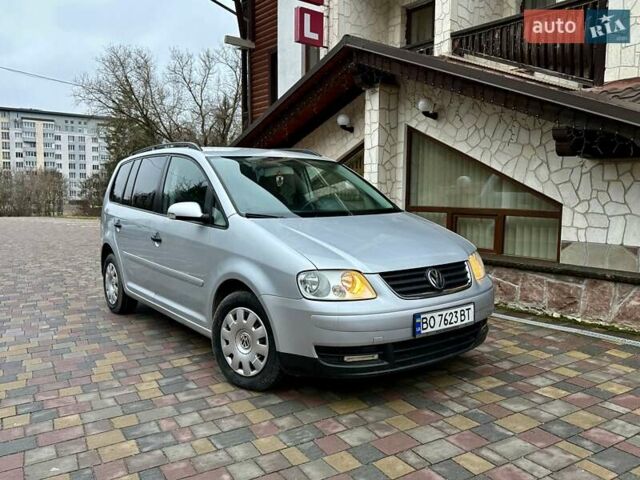 Сірий Фольксваген Туран, об'ємом двигуна 1.9 л та пробігом 264 тис. км за 5400 $, фото 2 на Automoto.ua
