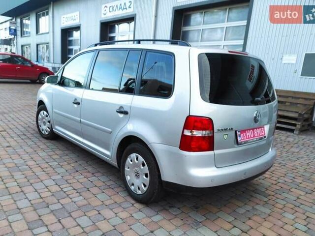 Серый Фольксваген Туран, объемом двигателя 1.6 л и пробегом 220 тыс. км за 5650 $, фото 22 на Automoto.ua