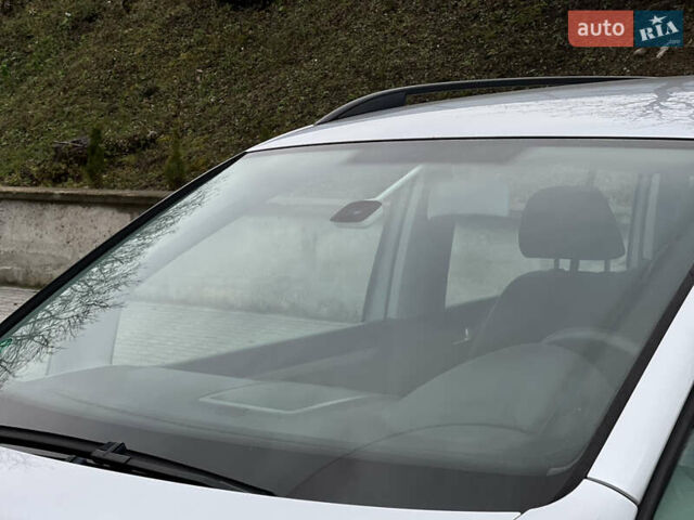 Серый Фольксваген Туран, объемом двигателя 1.9 л и пробегом 284 тыс. км за 6500 $, фото 7 на Automoto.ua