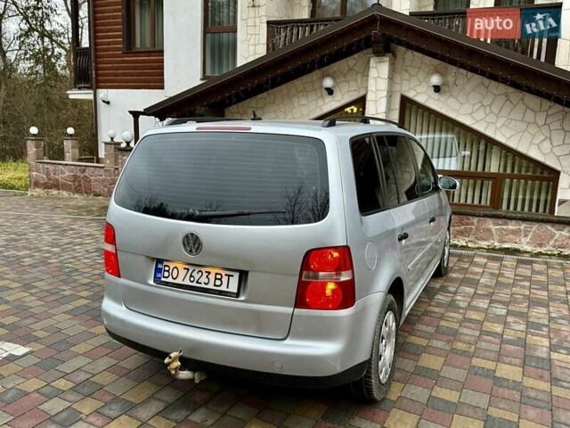 Сірий Фольксваген Туран, об'ємом двигуна 1.9 л та пробігом 264 тис. км за 5400 $, фото 22 на Automoto.ua