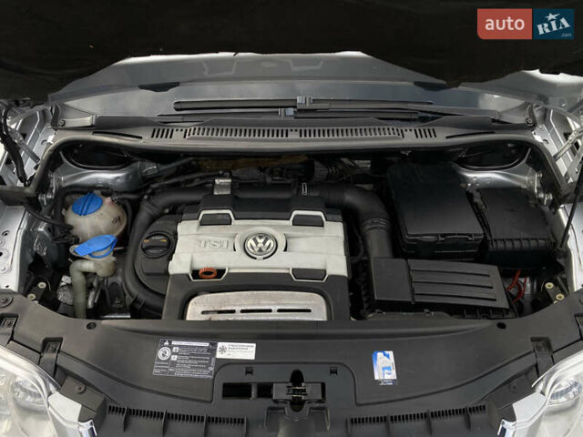 Сірий Фольксваген Туран, об'ємом двигуна 1.4 л та пробігом 217 тис. км за 6400 $, фото 12 на Automoto.ua