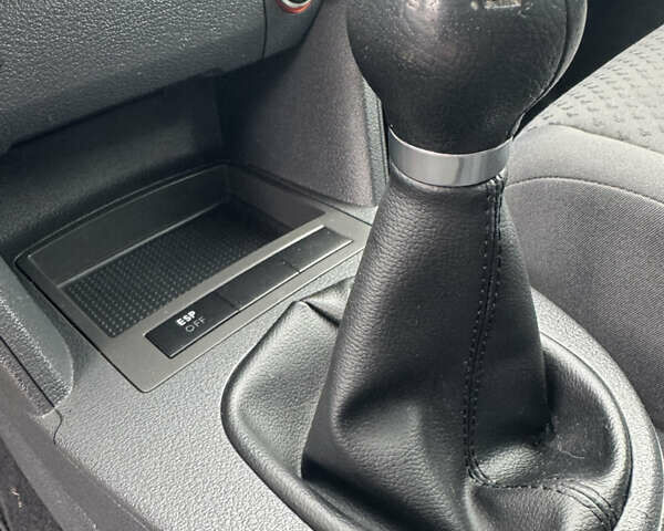 Сірий Фольксваген Туран, об'ємом двигуна 1.6 л та пробігом 221 тис. км за 6499 $, фото 19 на Automoto.ua