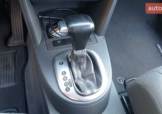 Серый Фольксваген Туран, объемом двигателя 1.9 л и пробегом 281 тыс. км за 6500 $, фото 20 на Automoto.ua