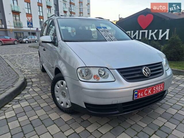 Серый Фольксваген Туран, объемом двигателя 1.6 л и пробегом 214 тыс. км за 6299 $, фото 5 на Automoto.ua