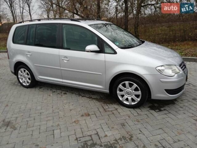 Сірий Фольксваген Туран, об'ємом двигуна 1.39 л та пробігом 243 тис. км за 5350 $, фото 30 на Automoto.ua