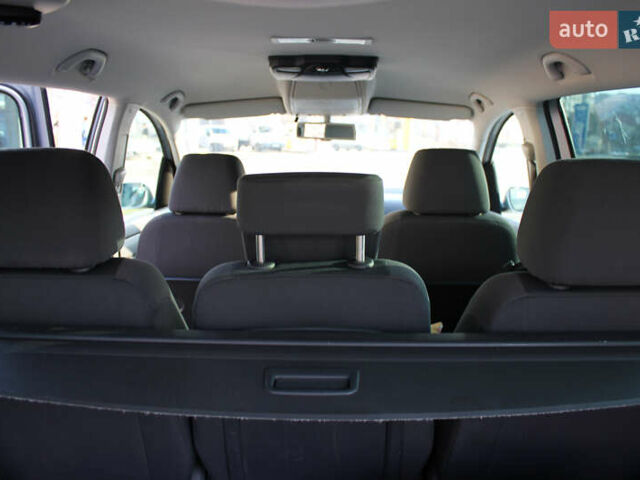 Серый Фольксваген Туран, объемом двигателя 2 л и пробегом 330 тыс. км за 6700 $, фото 4 на Automoto.ua