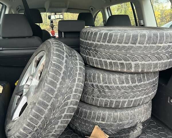 Сірий Фольксваген Туран, об'ємом двигуна 1.9 л та пробігом 283 тис. км за 5400 $, фото 22 на Automoto.ua