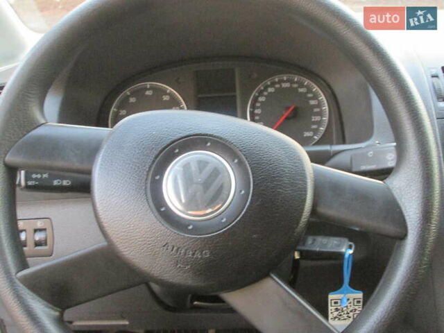 Серый Фольксваген Туран, объемом двигателя 1.6 л и пробегом 230 тыс. км за 6500 $, фото 24 на Automoto.ua