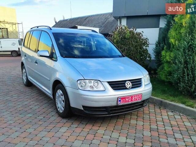 Серый Фольксваген Туран, объемом двигателя 1.6 л и пробегом 220 тыс. км за 5650 $, фото 37 на Automoto.ua