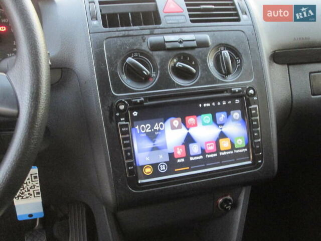 Серый Фольксваген Туран, объемом двигателя 1.6 л и пробегом 230 тыс. км за 6500 $, фото 26 на Automoto.ua