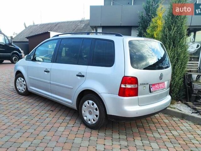 Серый Фольксваген Туран, объемом двигателя 1.6 л и пробегом 220 тыс. км за 5650 $, фото 27 на Automoto.ua