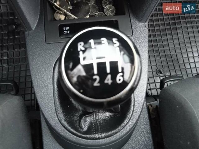 Сірий Фольксваген Туран, об'ємом двигуна 1.39 л та пробігом 243 тис. км за 5350 $, фото 54 на Automoto.ua