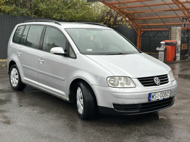 Серый Фольксваген Туран, объемом двигателя 1.9 л и пробегом 123 тыс. км за 2800 $, фото 1 на Automoto.ua