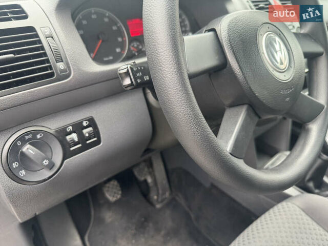 Сірий Фольксваген Туран, об'ємом двигуна 1.6 л та пробігом 221 тис. км за 6499 $, фото 16 на Automoto.ua