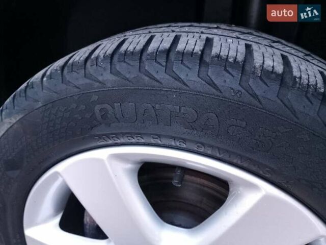 Серый Фольксваген Туран, объемом двигателя 1.6 л и пробегом 215 тыс. км за 5900 $, фото 22 на Automoto.ua