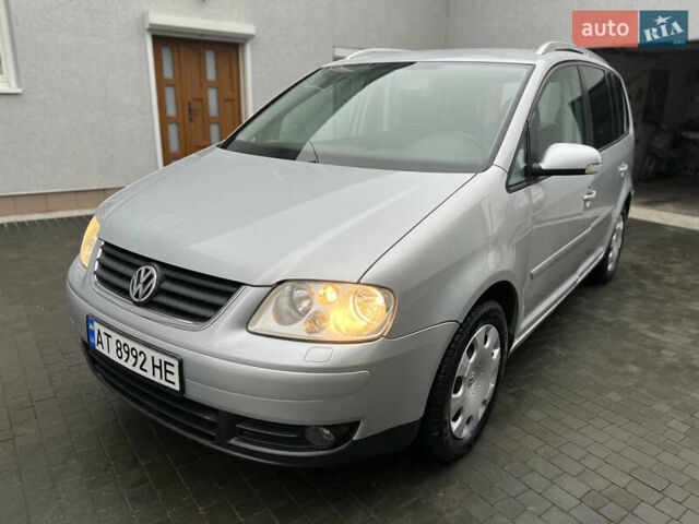 Сірий Фольксваген Туран, об'ємом двигуна 1.97 л та пробігом 305 тис. км за 6800 $, фото 87 на Automoto.ua