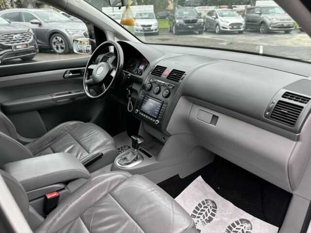 Сірий Фольксваген Туран, об'ємом двигуна 1.6 л та пробігом 267 тис. км за 6500 $, фото 14 на Automoto.ua