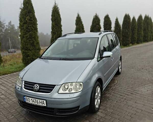 Серый Фольксваген Туран, объемом двигателя 1.6 л и пробегом 205 тыс. км за 5950 $, фото 11 на Automoto.ua