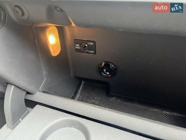 Серый Фольксваген Туран, объемом двигателя 1.6 л и пробегом 186 тыс. км за 6900 $, фото 15 на Automoto.ua