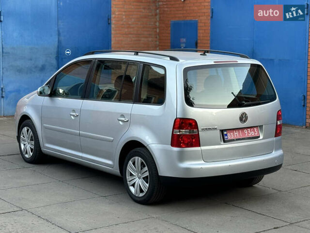 Серый Фольксваген Туран, объемом двигателя 1.6 л и пробегом 219 тыс. км за 6599 $, фото 9 на Automoto.ua