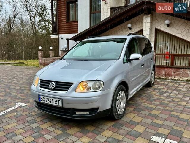 Сірий Фольксваген Туран, об'ємом двигуна 1.9 л та пробігом 264 тис. км за 5400 $, фото 12 на Automoto.ua