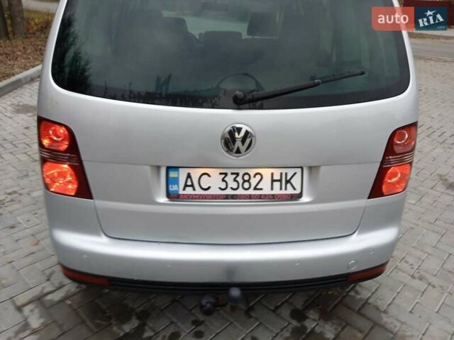 Сірий Фольксваген Туран, об'ємом двигуна 1.39 л та пробігом 243 тис. км за 5350 $, фото 12 на Automoto.ua