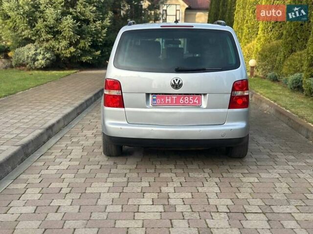 Сірий Фольксваген Туран, об'ємом двигуна 1.6 л та пробігом 240 тис. км за 6200 $, фото 15 на Automoto.ua