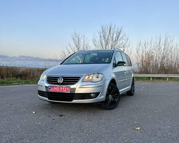 Сірий Фольксваген Туран, об'ємом двигуна 1.4 л та пробігом 248 тис. км за 7500 $, фото 3 на Automoto.ua