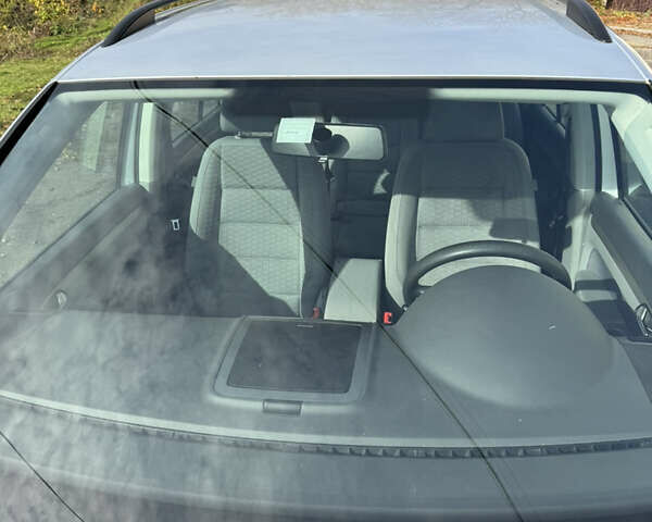 Серый Фольксваген Туран, объемом двигателя 1.6 л и пробегом 199 тыс. км за 7699 $, фото 7 на Automoto.ua