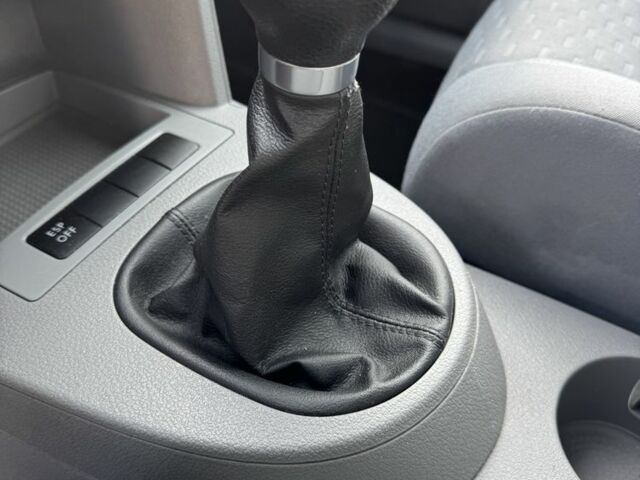 Фольксваген Туран 2007 в Лубнах на Automoto.ua Серый Фольксваген Туран, объемом двигателя 1.6 л и пробегом 199 тыс. км за 7699 $, фото 10 на Automoto.ua