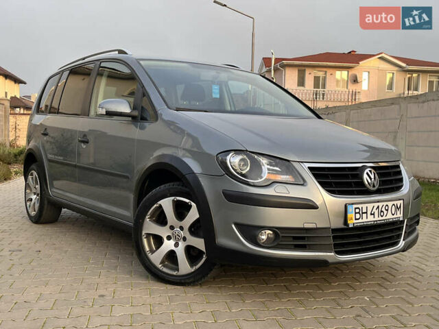 Сірий Фольксваген Туран, об'ємом двигуна 1.4 л та пробігом 48 тис. км за 8999 $, фото 4 на Automoto.ua