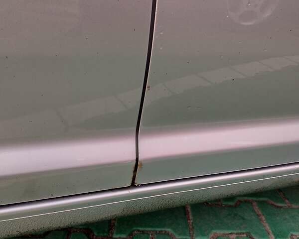 Серый Фольксваген Туран, объемом двигателя 1.6 л и пробегом 256 тыс. км за 6200 $, фото 10 на Automoto.ua