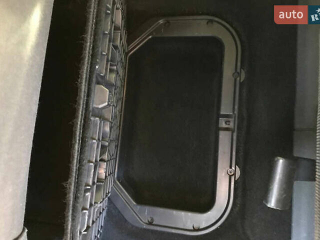 Серый Фольксваген Туран, объемом двигателя 1.4 л и пробегом 268 тыс. км за 6200 $, фото 7 на Automoto.ua