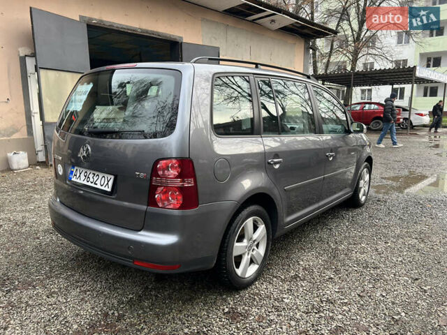 Сірий Фольксваген Туран, об'ємом двигуна 1.39 л та пробігом 208 тис. км за 7200 $, фото 3 на Automoto.ua