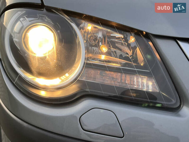 Сірий Фольксваген Туран, об'ємом двигуна 1.4 л та пробігом 48 тис. км за 8999 $, фото 29 на Automoto.ua