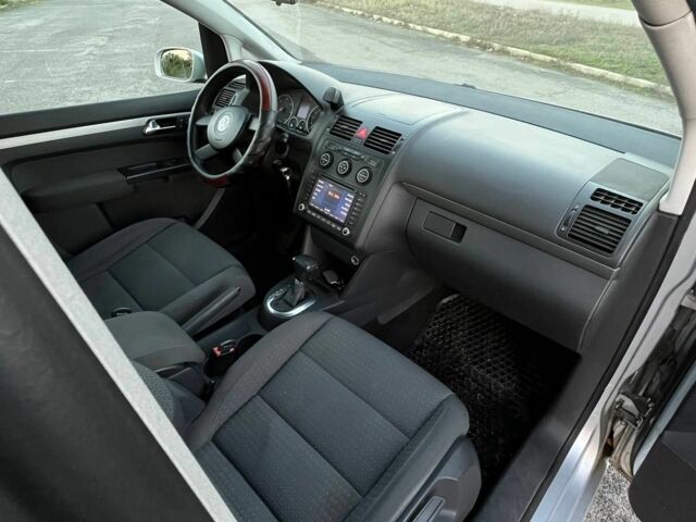 Серый Фольксваген Туран, объемом двигателя 0 л и пробегом 280 тыс. км за 2650 $, фото 11 на Automoto.ua