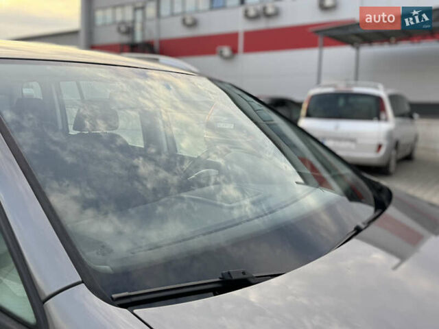 Серый Фольксваген Туран, объемом двигателя 1.4 л и пробегом 210 тыс. км за 5899 $, фото 25 на Automoto.ua