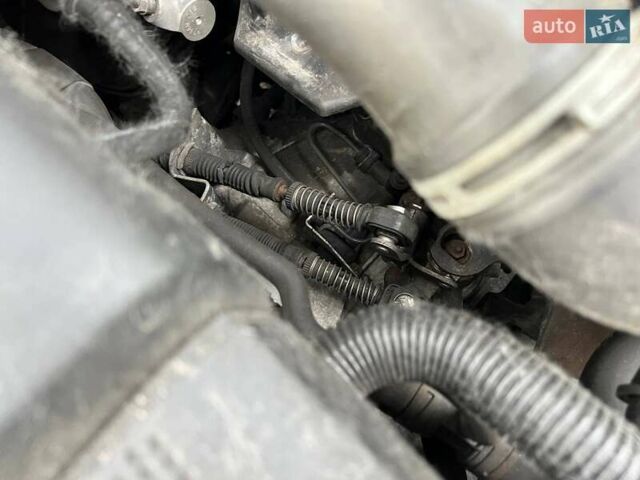 Серый Фольксваген Туран, объемом двигателя 1.6 л и пробегом 262 тыс. км за 6700 $, фото 30 на Automoto.ua