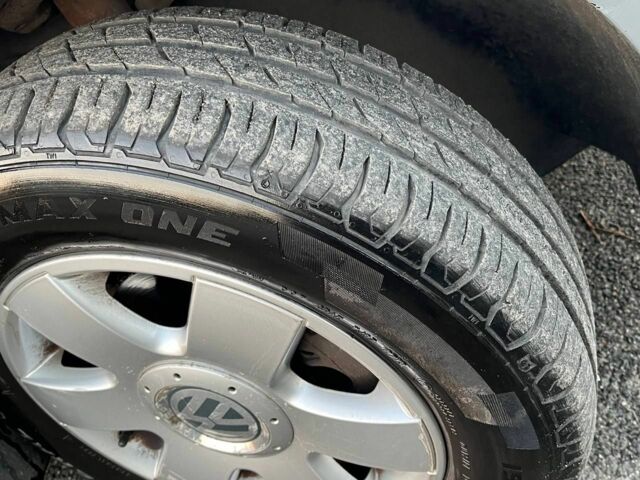 Серый Фольксваген Туран, объемом двигателя 0 л и пробегом 280 тыс. км за 2650 $, фото 3 на Automoto.ua