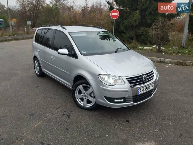 Серый Фольксваген Туран, объемом двигателя 1.6 л и пробегом 254 тыс. км за 7650 $, фото 7 на Automoto.ua