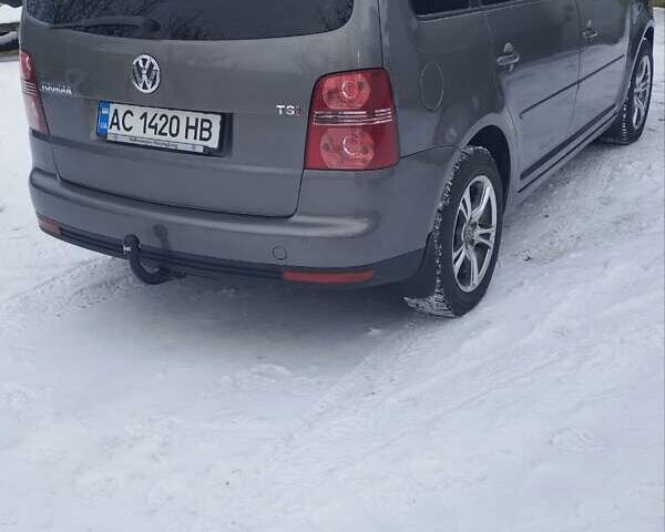 Сірий Фольксваген Туран, об'ємом двигуна 1.4 л та пробігом 300 тис. км за 6500 $, фото 24 на Automoto.ua