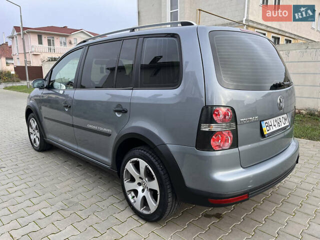 Сірий Фольксваген Туран, об'ємом двигуна 1.4 л та пробігом 48 тис. км за 8999 $, фото 53 на Automoto.ua