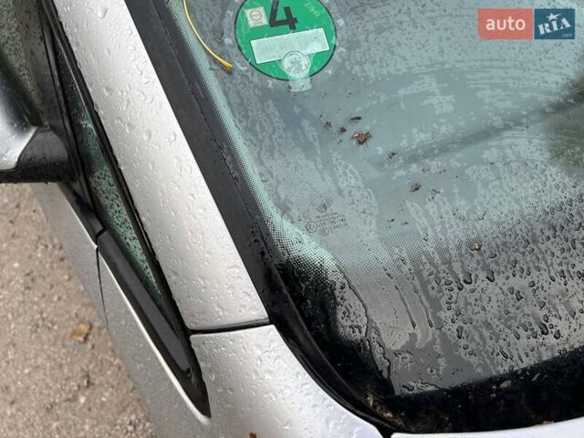 Серый Фольксваген Туран, объемом двигателя 1.6 л и пробегом 262 тыс. км за 6700 $, фото 31 на Automoto.ua