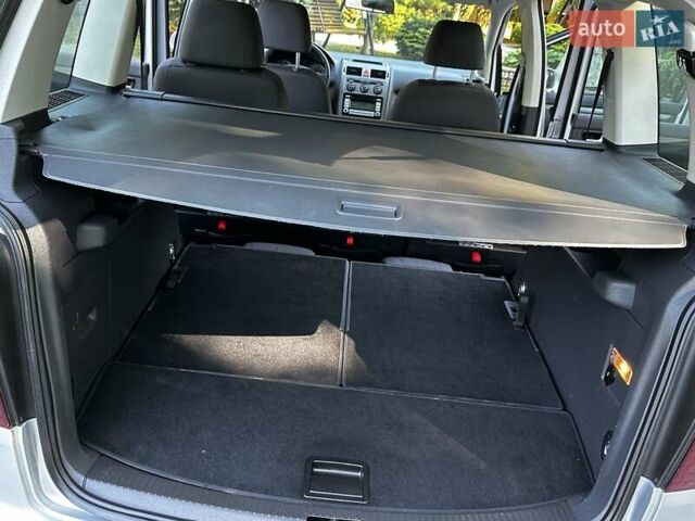 Сірий Фольксваген Туран, об'ємом двигуна 1.6 л та пробігом 230 тис. км за 6750 $, фото 105 на Automoto.ua