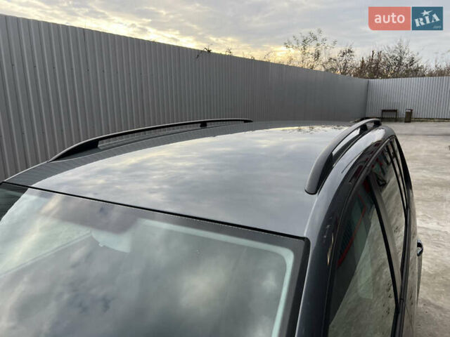 Серый Фольксваген Туран, объемом двигателя 1.6 л и пробегом 217 тыс. км за 8200 $, фото 83 на Automoto.ua